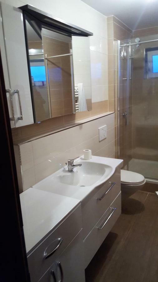 Apartments Zum Bayrisch Pub Weißenhorn المظهر الخارجي الصورة